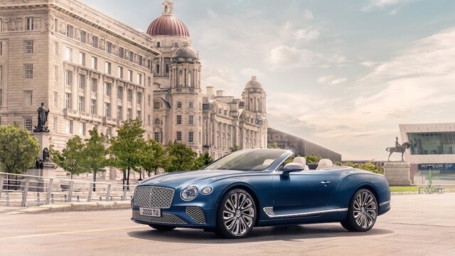 Bentley-continental-GT-Mulliner-convertible-gia-bao-nhieu