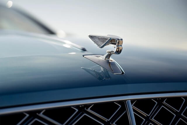 Bentley-flying-spur-mulliner-bieu-tuong