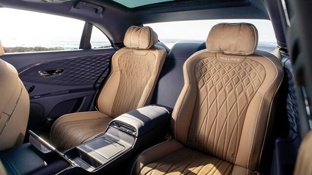 Bentley-flying-spur-mulliner-blackline-khoang-hanh-khach