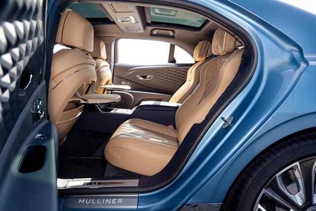 Bentley-flying-spur-mulliner-khong-gian-hang-ghe-thu-2