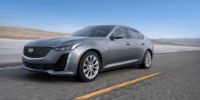 Cadillac-CT5-2021-suon-xe