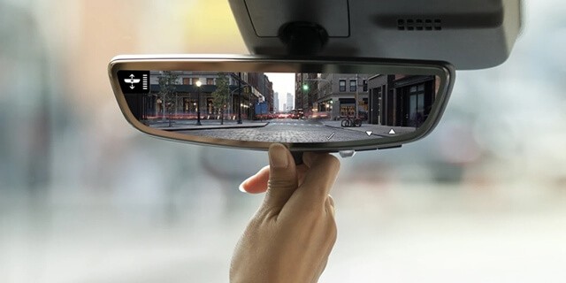 Cadillac-XT4-can-so-guong-chieu-hau