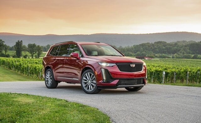 Cadillac-XT6-suon-x