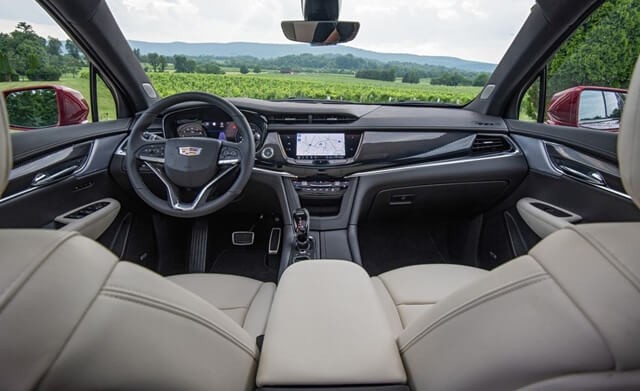 Cadillac-XT6-tong-the-khoang-lai.