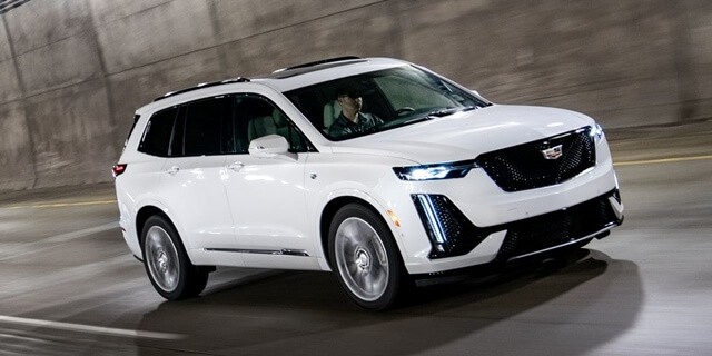 Cadillac-XT6-van-hanh