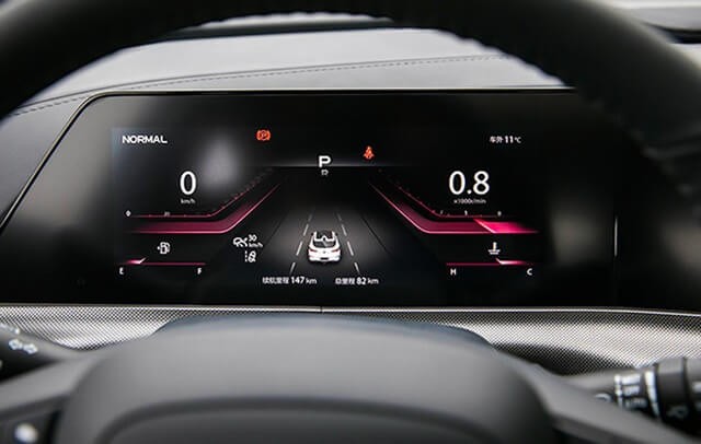 Changan-Uni-T-man-hinh-ky-thuat-so