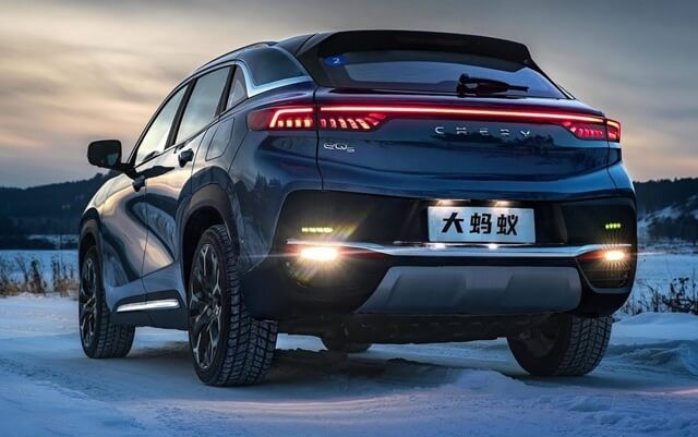 Chery-EQ5-duoi-xe