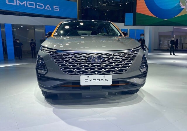 Chery-Omoda-5-dau-xe