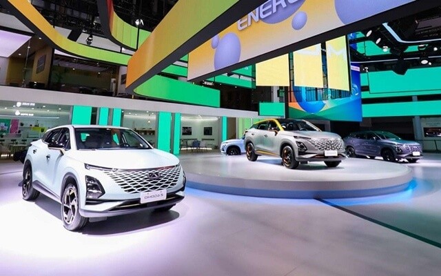 Chery-Omoda-5-ra-mat