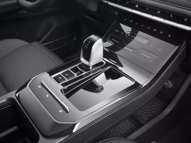 Chery-Tiggo-7-Pro-can-chuyen-so