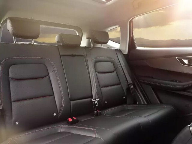 Chery-Tiggo-7-Pro-ghe-ngoi-khoang-hanh-khach