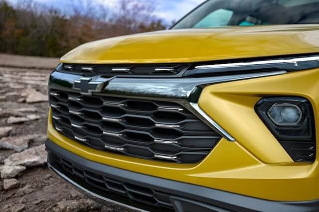 Chevrolet-Trailblazer-luoi-tan-nhiet