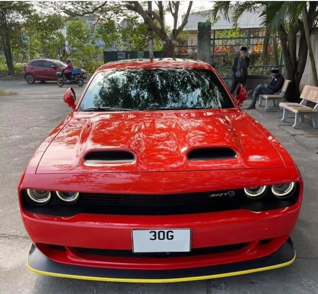 Chi tiết Dodge Challenger SRT Hellcat 2023 kèm giá bán (05/2023)