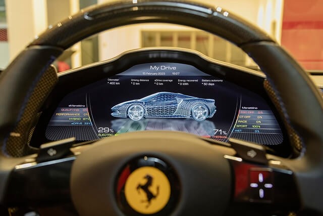 Ferrari-296-GTS-dong-ho-ky-thuat