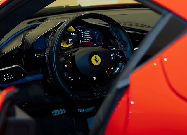 Ferrari-296-GTS-vo-lang