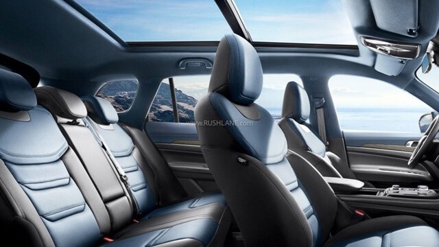 Ford-Equator-Sport-cabin