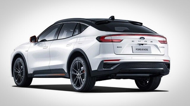 Ford-Evos-hong-va-duoi-xe