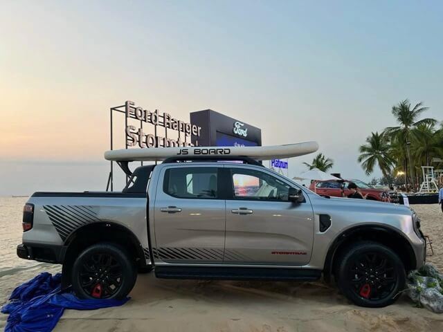 Ford-Ranger-Stormtrak-thiet-ke-than-xe