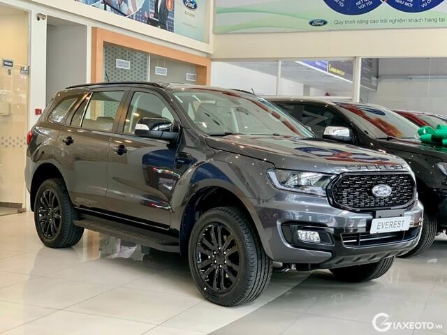 Gia_xe_ford_everest