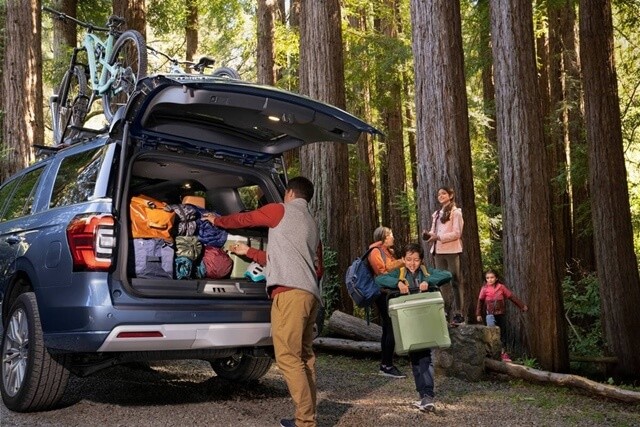 Ford-expedition-2022-khoang-hanh-ly