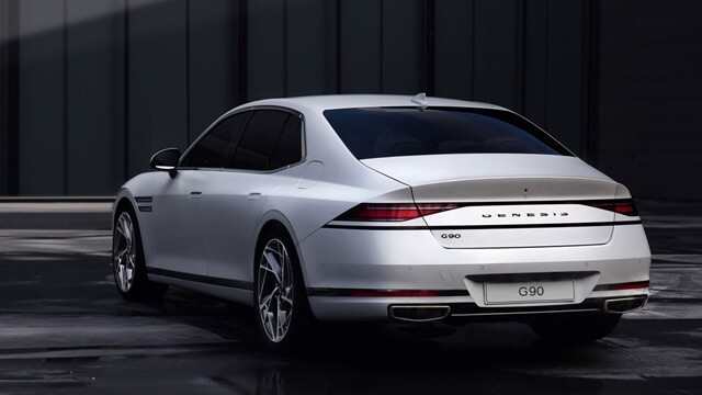 Genesis-G90-the-he-moi-duoi-xe.