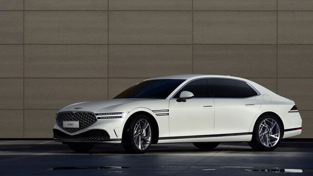 Genesis-G90-the-he-moi-ngoai-that
