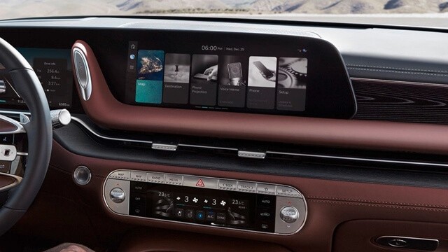 Genesis-G90-the-he-moi-ra-man-hinh-giai-tri