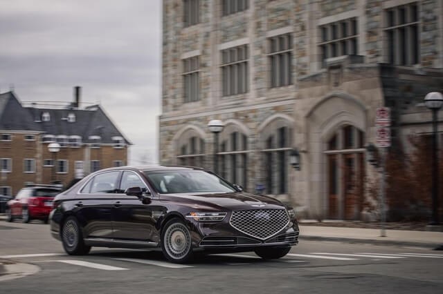 Genesis-G90-tong-the-ngoai-that