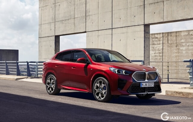 Gia-xe-BMW-X2-the-he-thu-2