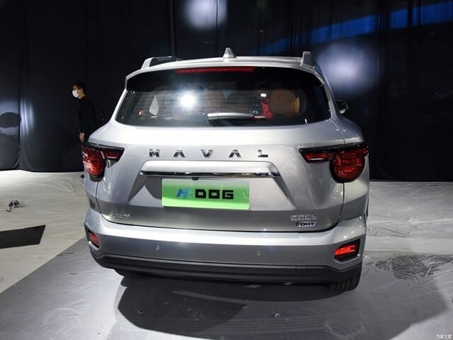 Haval-H-Dog-duoi-xe