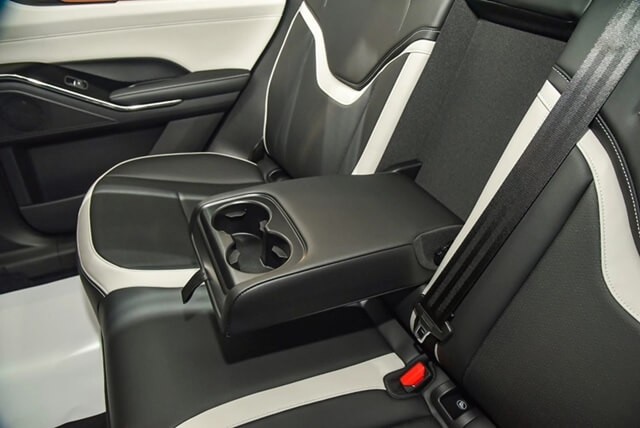 Haval-H6-hybrid-be-ty-tay-trung-tam