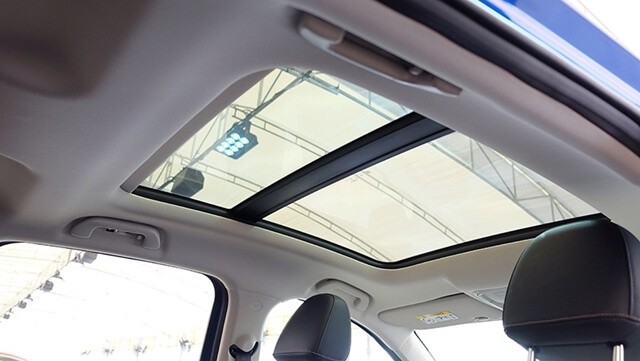 Haval-Jolion-cua-so-troi