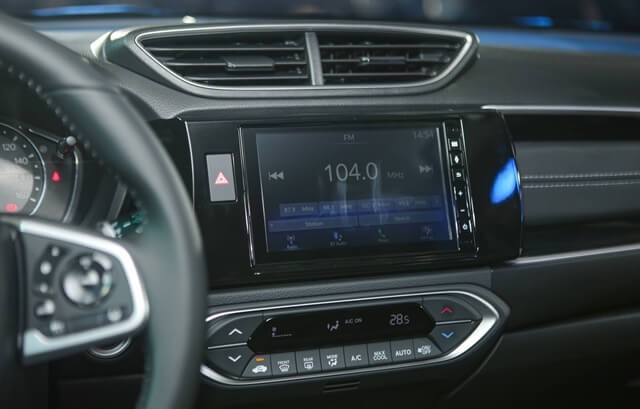 Honda-BRV-the-he-moi-man-hinh-giai-tri