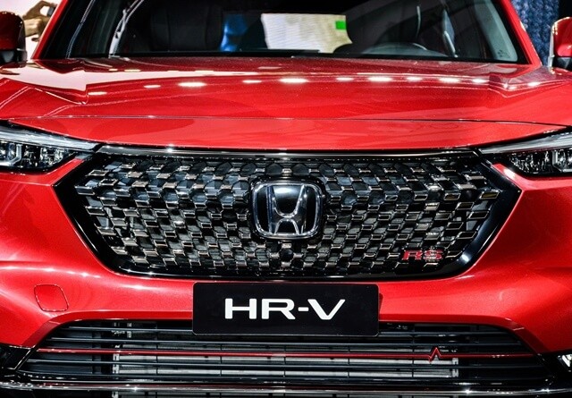 Honda-HRV-2022-luoi-tan-nhiet