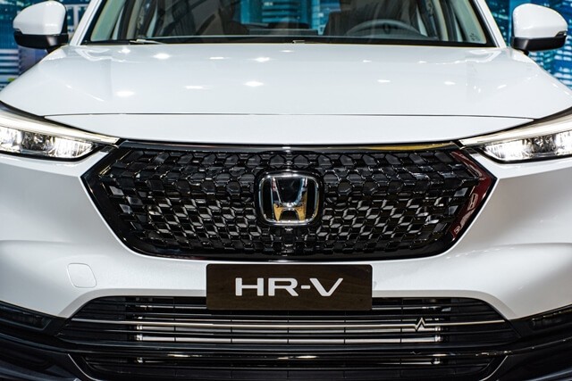 Honda-HRV-L-can-canh-luoi-tan-nhiet