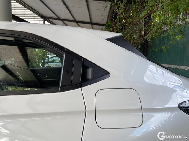 Honda-HRV-tay-nam-cua-khoang-hanh-khach