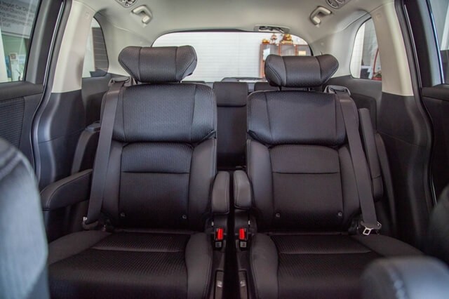 Honda-Odyssey-hang-ghe-thu-2