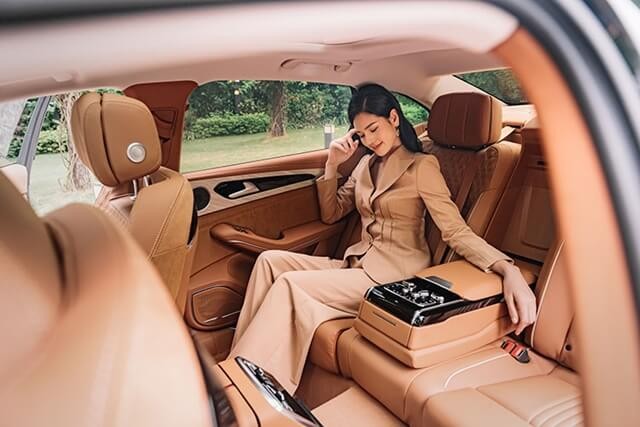 Hongqi-H9-khoang-thuong-gia
