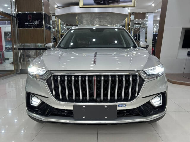 Hongqi-HS5-dau-xe