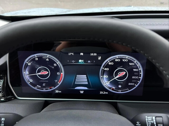 Hongqi-HS5-dong-ho-xe