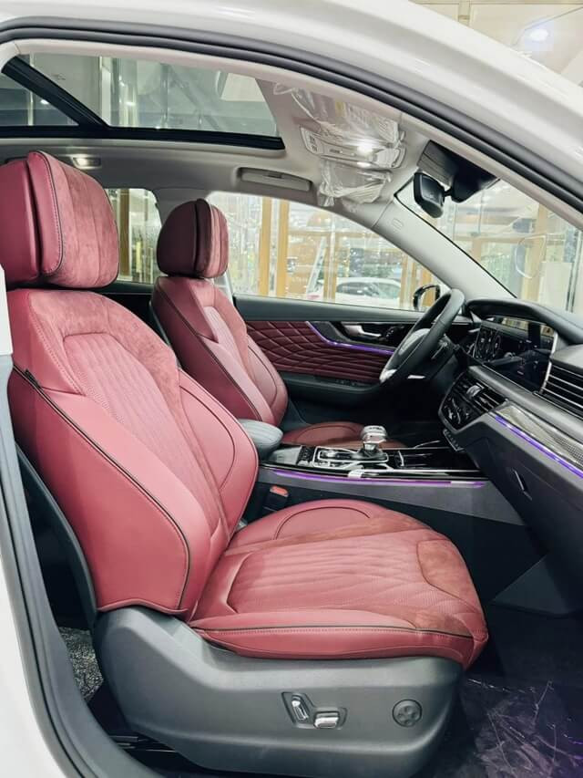 Hongqi-HS5-hang-ghe-truoc