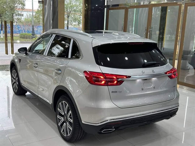 Hongqi-HS5-hong-xe