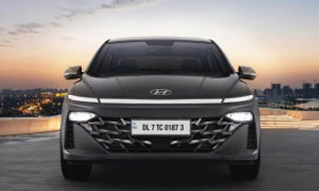 Hyundai-Accent-2023-dau-xe