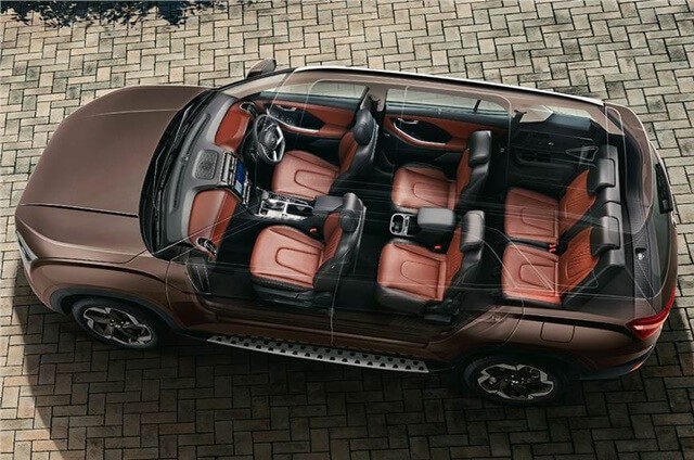 Hyundai-Alcazar-tong-the-cabin