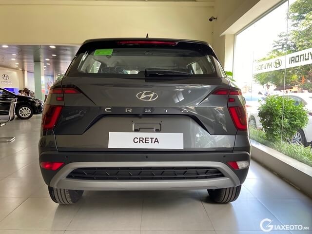 Hyundai-Creta-2023-duoi-xe