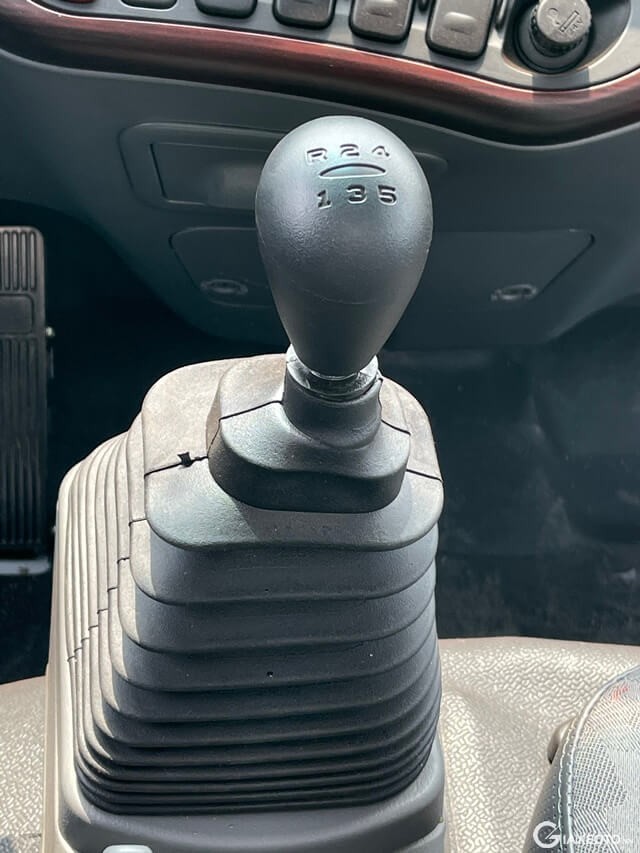 Hyundai-Mighty-110XL-can-chuyen-so