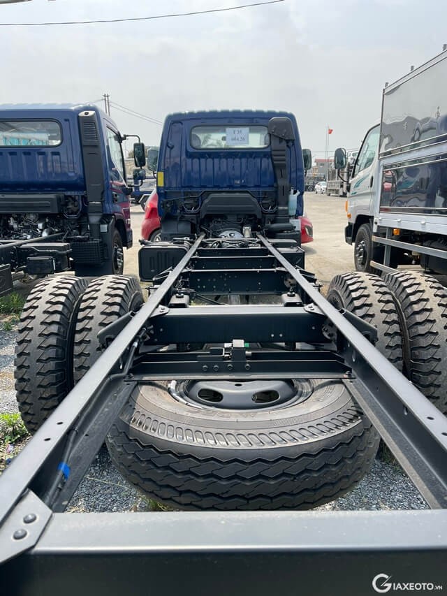 Hyundai-Mighty-110XL-khung-xe