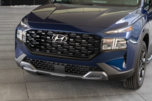 Hyundai-Santafe-XRT-2022-phan-dau-xe