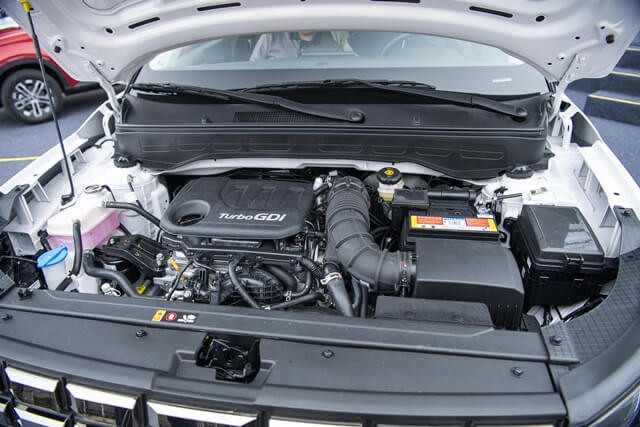 Hyundai-Venue-dong-co