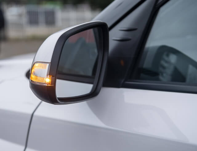 Hyundai-Venue-guong-chieu-hau